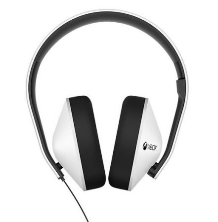 Xbox_SEStereoHeadset_Wht_EMEA_Frnt_MicUp_RGB_1200